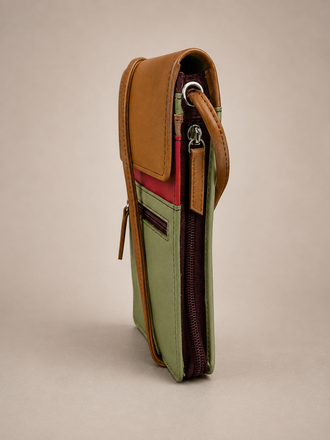 The Beckett Organizer