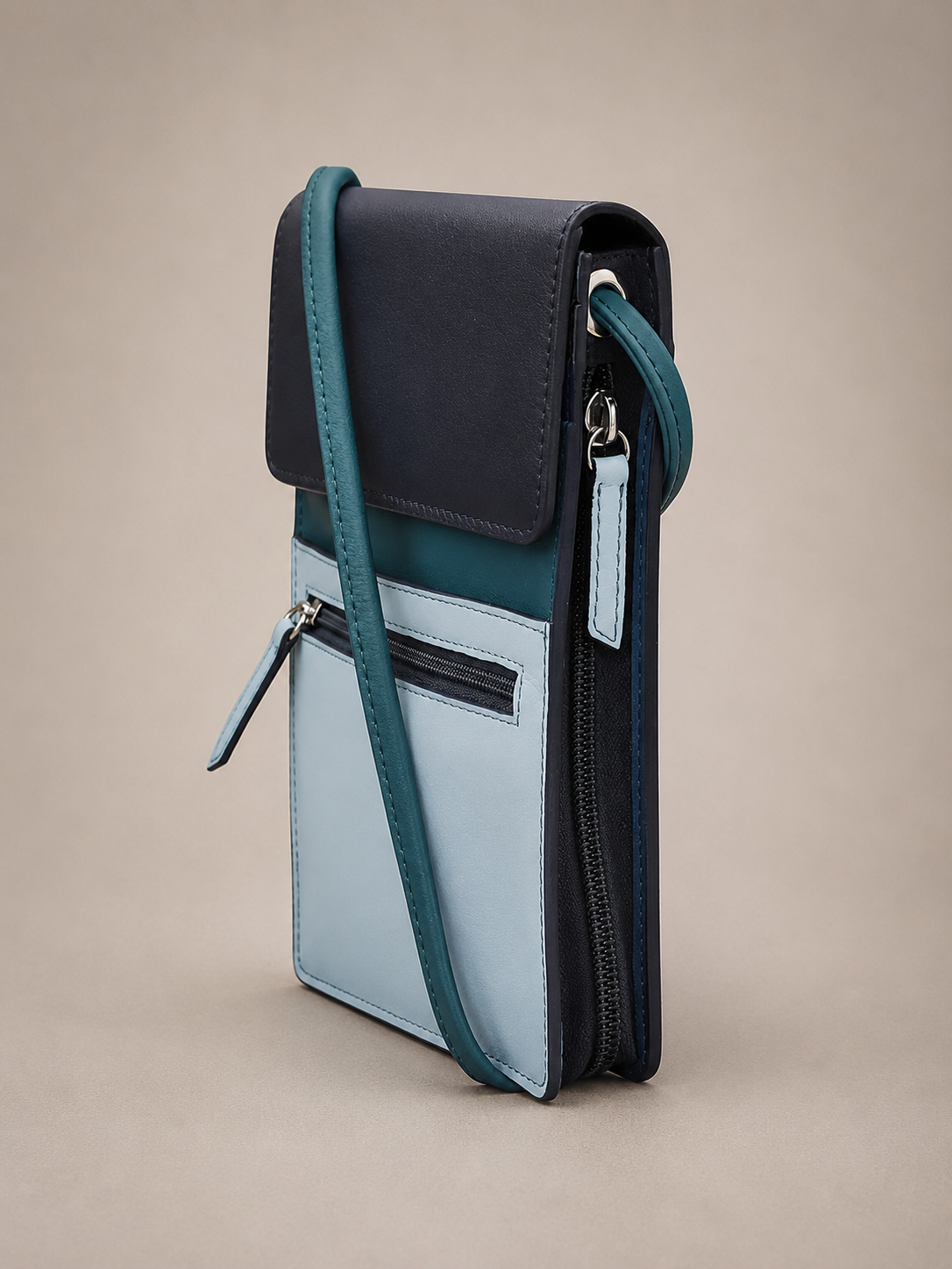 The Beckett Organizer
