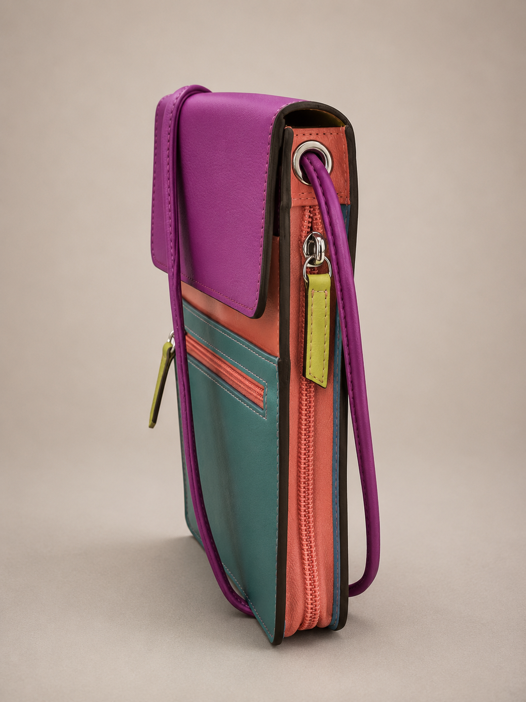The Beckett Organizer